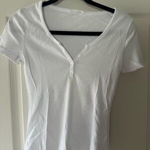 Elegant White Short Sleeve Women's Tee